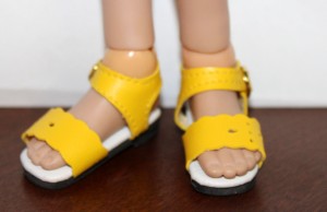 46mm Summer Sandals shown on Flexi-Pose