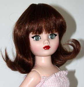 Flippy Wig with Bangs size 9, Auburn