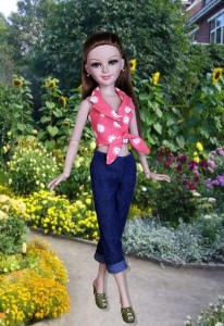 Collared Halter & Pedal Pushers for 16" Ellowyne & Neema Dolls Dolls 