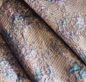 Premium Gold Plated Polyester with Elegant Striped Floral Pattern