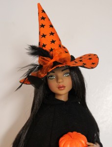 Halloween Witches Hat for Ellowyne & Friends