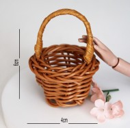 Prairie Girl Basket - 1:6 Scale