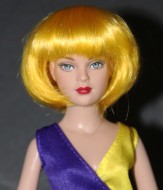 Yellow Bob Wig w Bangs size 4, Bubbles