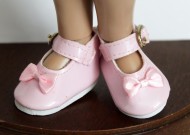 44mm  Pink Patent Mary Jane Shoes with Bow shown on LeeAnn & Patsy